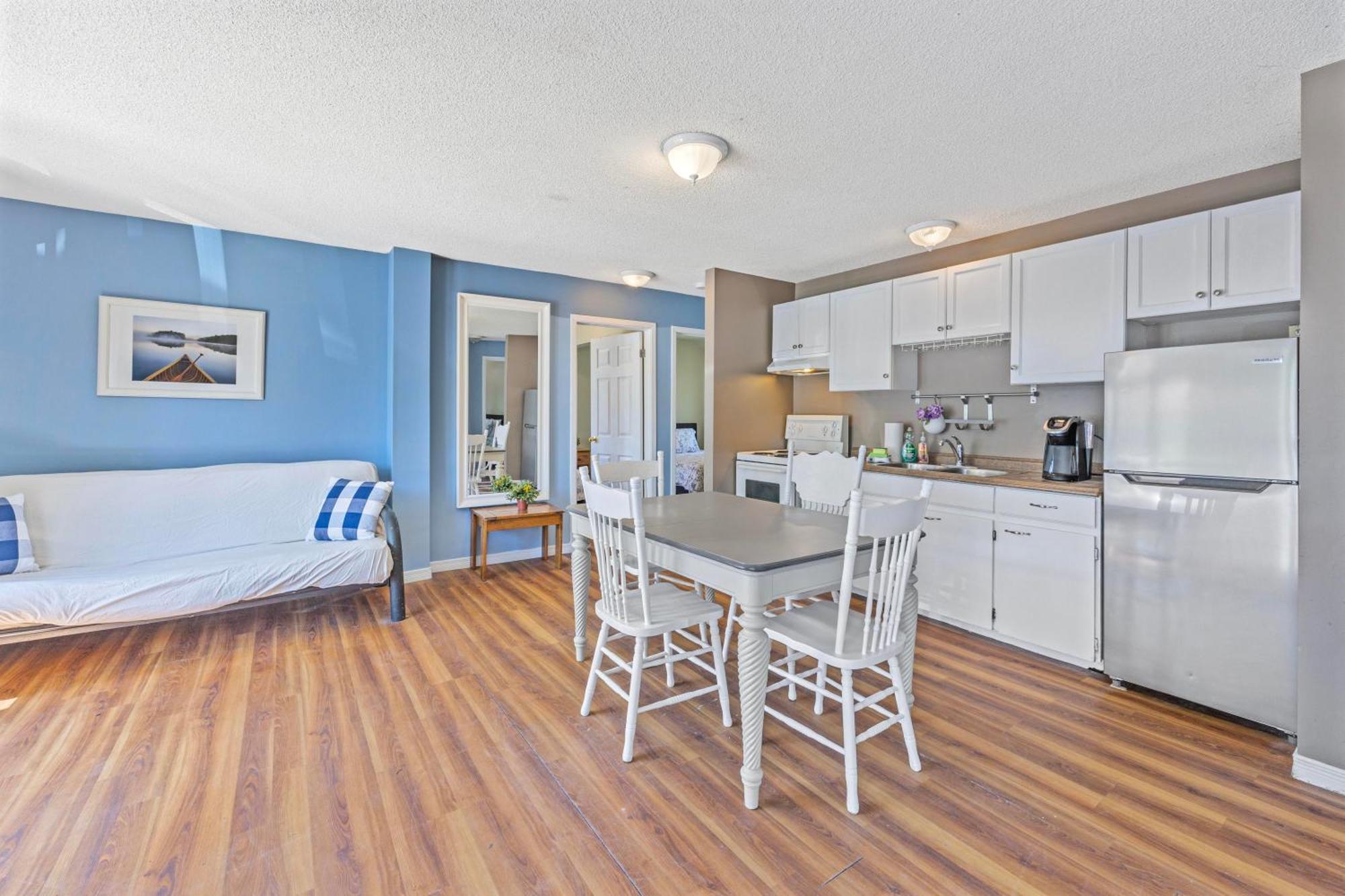 Riverfront Cottages Wasaga Beach Eksteriør billede