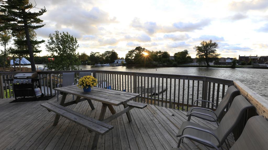 Riverfront Cottages Wasaga Beach Eksteriør billede
